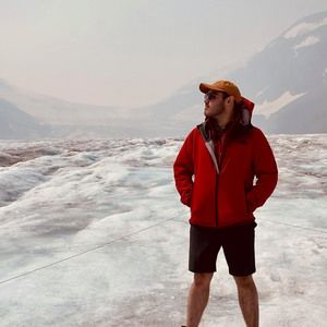 Meet your Posher, Luis